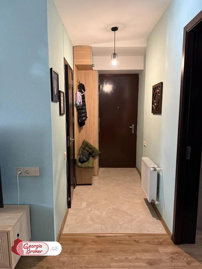 nearly repaired 3-room apartment for sale